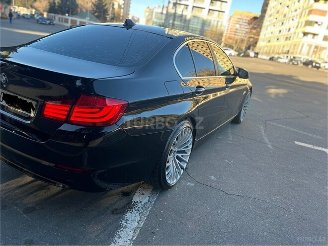 BMW 528 2013, 243,000 km - 2.0 l - Bakı
