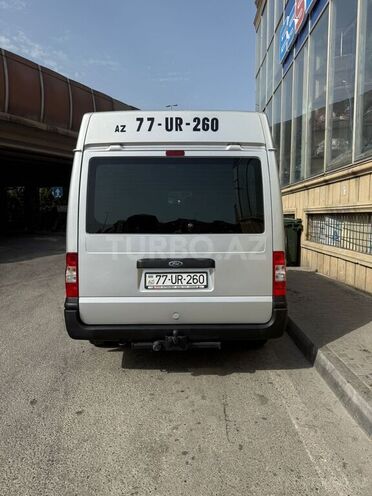 Ford Transit-2