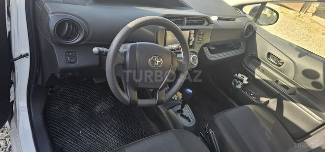 Toyota Aqua 2017, 65,000 km - 1.5 l - Bakı