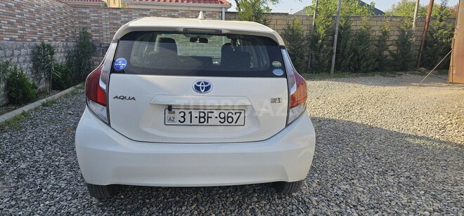 Toyota Aqua 2017, 65,000 km - 1.5 l - Bakı