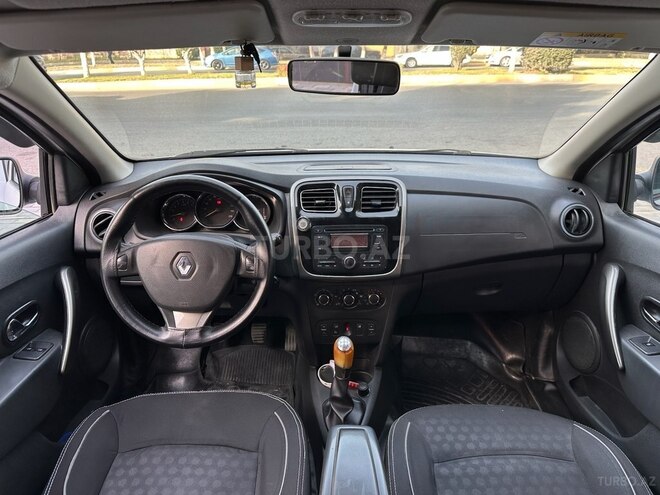 Renault Logan-8