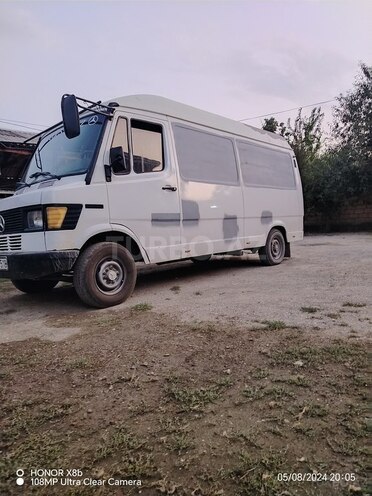 Mercedes 208 D 1990, 996,345 km - 2.0 l - Lənkəran