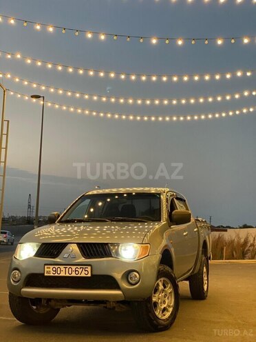 Mitsubishi L200 2008, 343,000 km - 2.5 l - Bakı