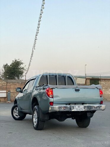Mitsubishi L200 2008, 343,000 km - 2.5 l - Bakı