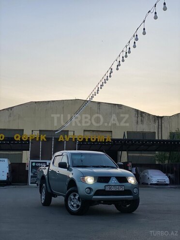 Mitsubishi L200 2008, 343,000 km - 2.5 l - Bakı