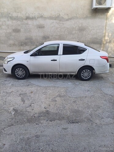 Nissan Sunny 2018, 125,000 km - 1.6 l - Bakı