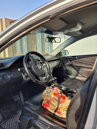 Volkswagen Passat 2006, 216,000 km - 2.0 l - Bakı