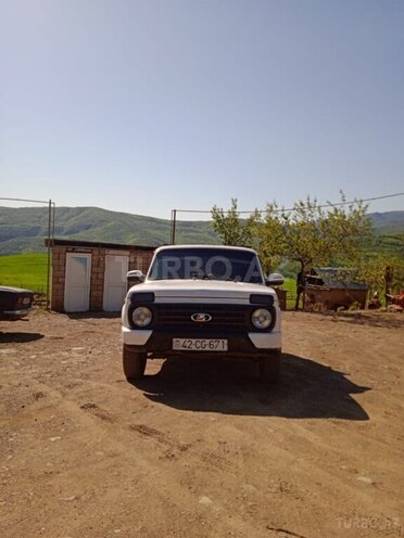 LADA (VAZ) Niva 1982, 123,550 km - 1.6 l - Lerik