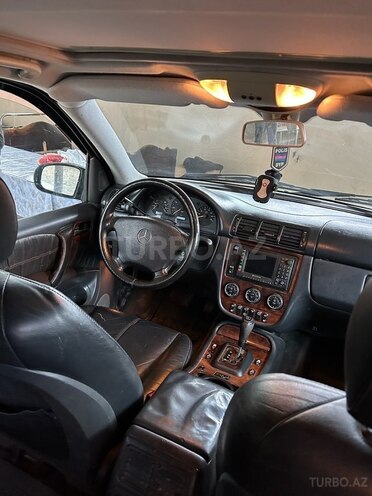 Mercedes ML 320 2002, 264,000 km - 3.2 l - Gədəbəy