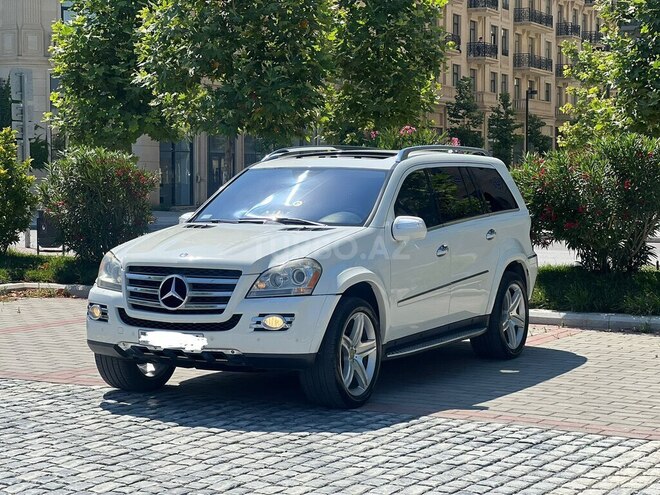 Mercedes GL 550-11