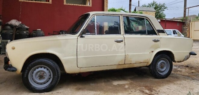 LADA (VAZ) 21011 1976, 30,000 km - 1.3 л - Bakı