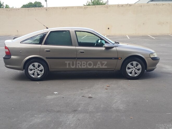 Opel Vectra 1996, 123,548 km - 1.8 l - Bərdə