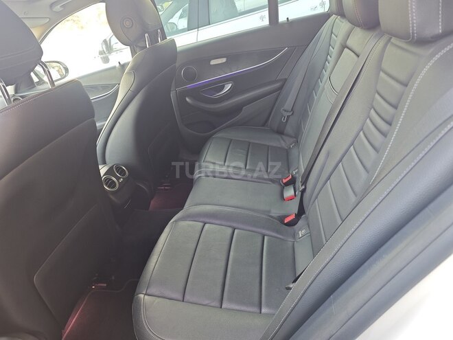 Mercedes E 220 d-8