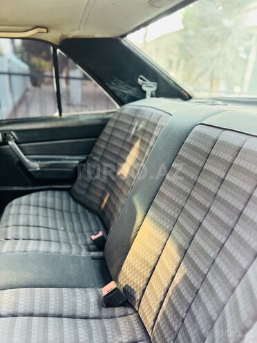 Mercedes 190 1992, 297,643 km - 2.0 л - Bakı