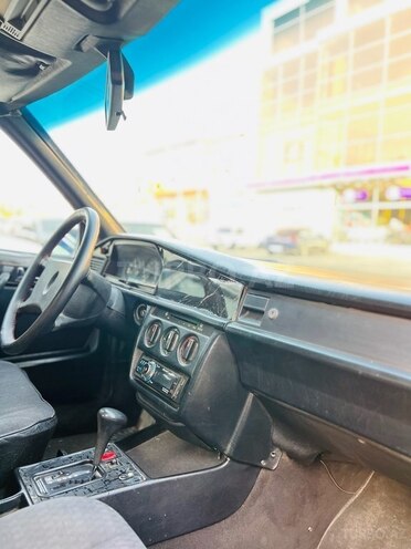 Mercedes 190 1992, 297,643 km - 2.0 л - Bakı