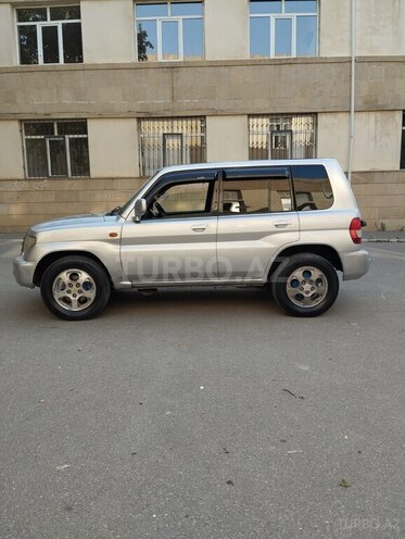Mitsubishi Pajero io 2000, 246,982 km - 2.0 l - Bakı