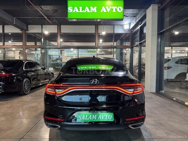 Hyundai Grandeur-5