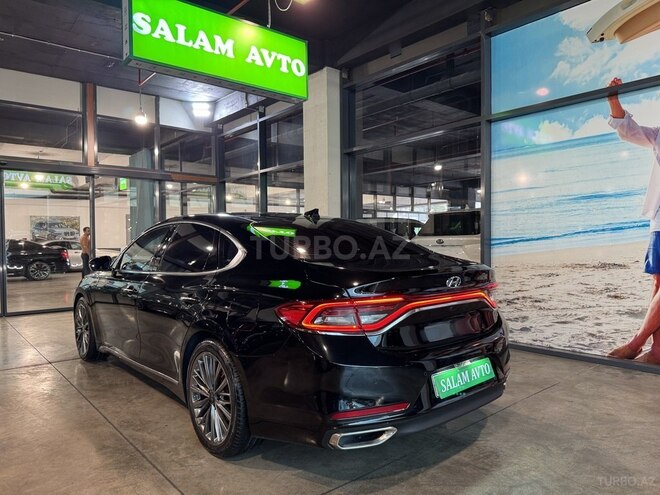 Hyundai Grandeur-4