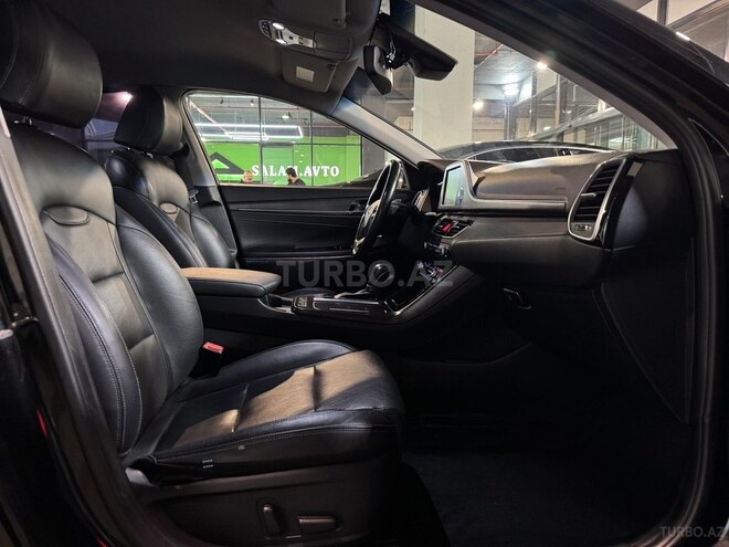 Hyundai Grandeur-10