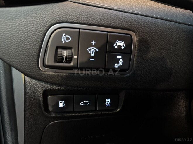 Hyundai Grandeur-18