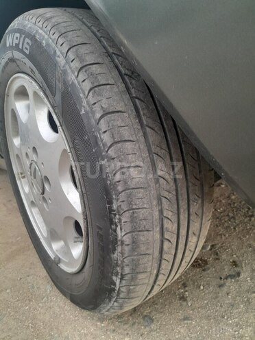 Mercedes 190 1991, 223,180 km - 2.2 l - Salyan