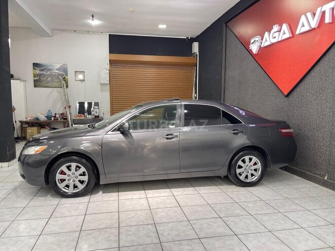 Toyota Camry-3