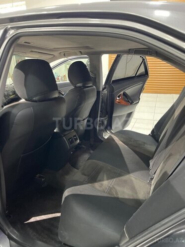 Toyota Camry-13