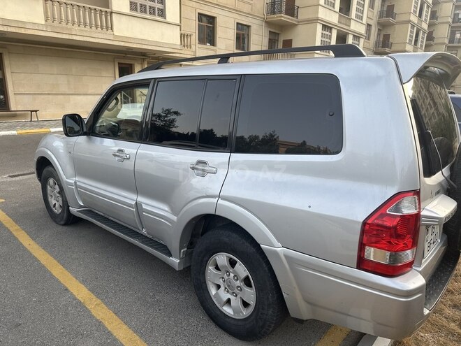 Mitsubishi Pajero 2003, 233,000 km - 3.0 l - Bakı