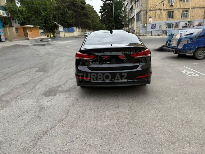 Hyundai Elantra 2017, 263,932 km - 2.0 l - Bakı
