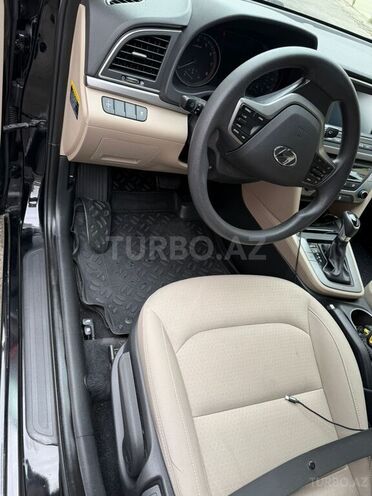 Hyundai Elantra 2017, 263,932 km - 2.0 l - Bakı