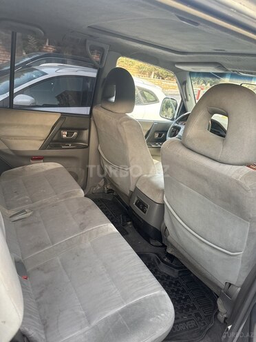 Mitsubishi Pajero 2003, 233,000 km - 3.0 l - Bakı