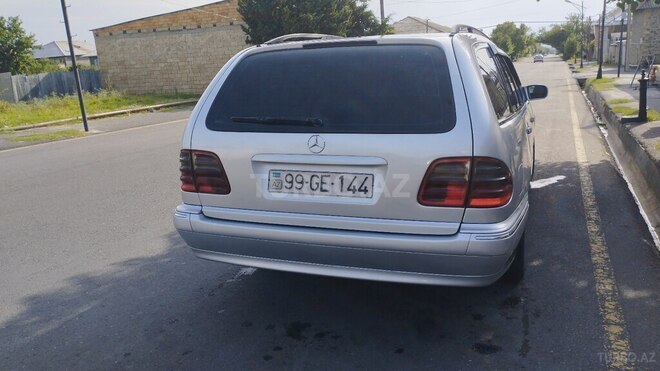 Mercedes E 220 d 2000, 450,000 km - 2.2 l - Qax