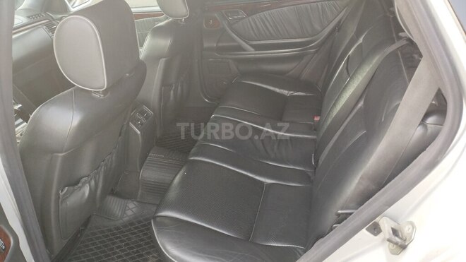 Mercedes E 220 d 2000, 450,000 km - 2.2 l - Qax
