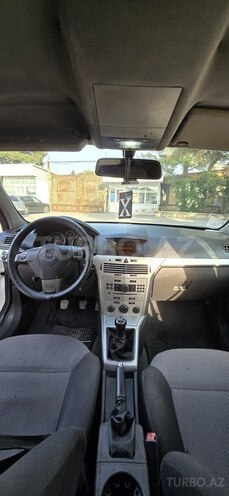 Opel Astra 2009, 280,000 km - 1.3 l - Bakı