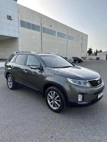 Kia Sorento-2