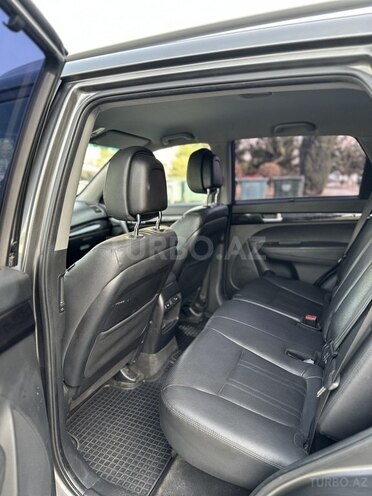Kia Sorento-7