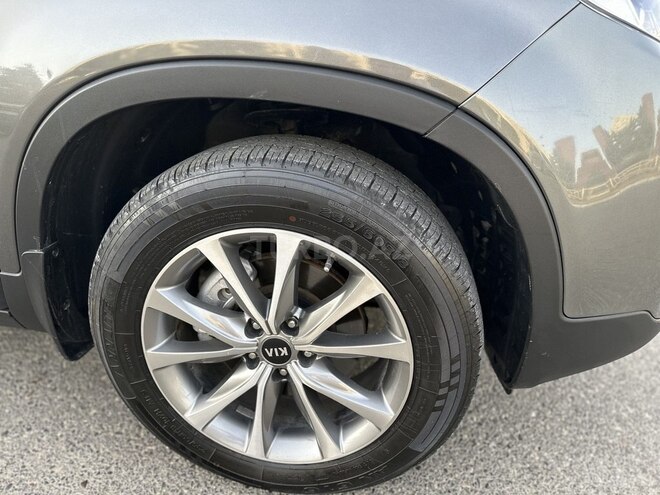 Kia Sorento-10