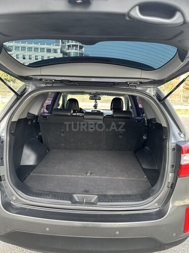 Kia Sorento-9