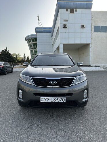 Kia Sorento-1