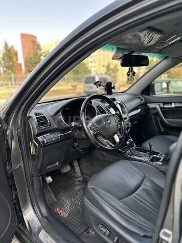 Kia Sorento-6