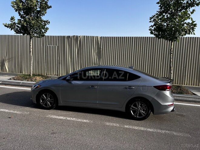 Hyundai Elantra 2017, 98,000 km - 2.0 l - Bakı