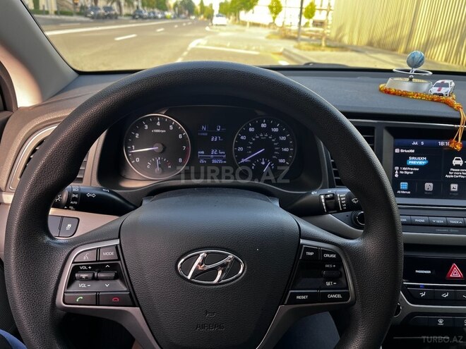 Hyundai Elantra 2017, 98,000 km - 2.0 l - Bakı