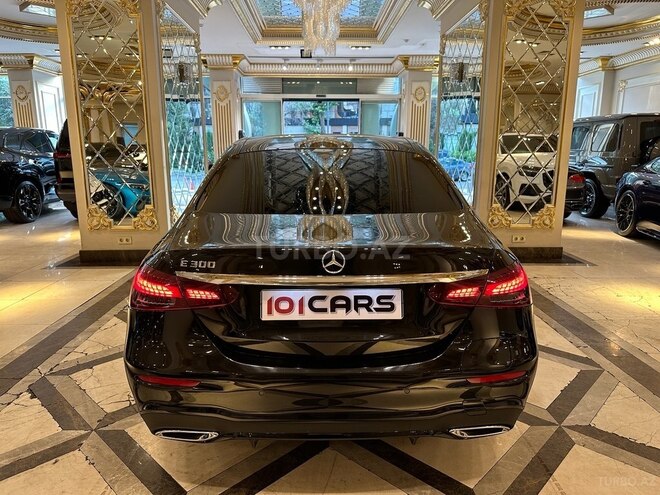 Mercedes E 300 e 2022, 73,000 km - 2.0 л - Bakı