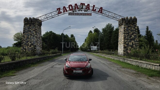 Hyundai Elantra 2011, 269,147 km - 1.8 l - Zaqatala