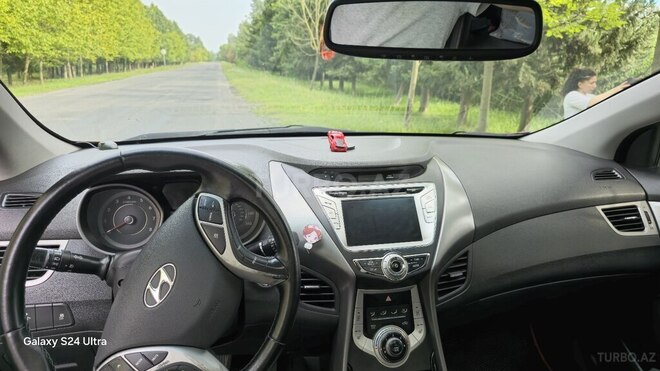 Hyundai Elantra 2011, 269,147 km - 1.8 l - Zaqatala