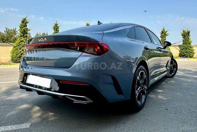 Kia K5-7