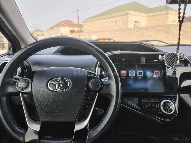 Toyota Aqua 2017, 130,000 km - 1.5 l - Bakı