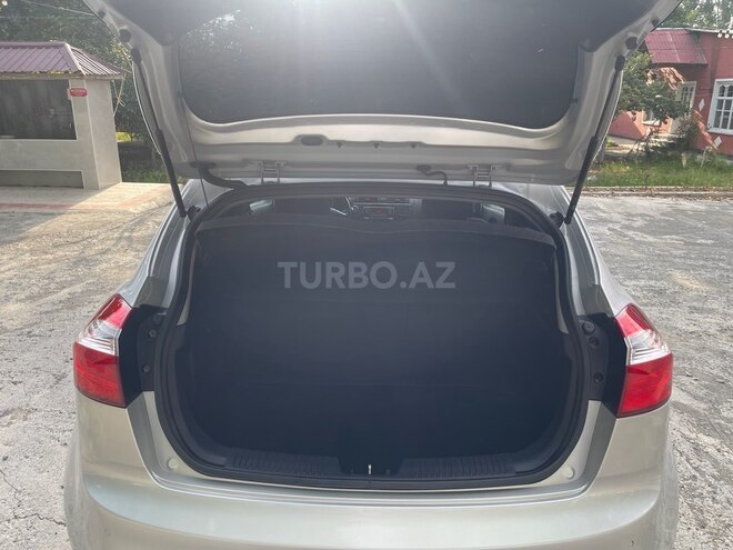 Kia Rio 2011, 250,000 km - 1.3 l - Ağdaş