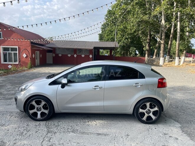 Kia Rio 2011, 250,000 km - 1.3 l - Ağdaş