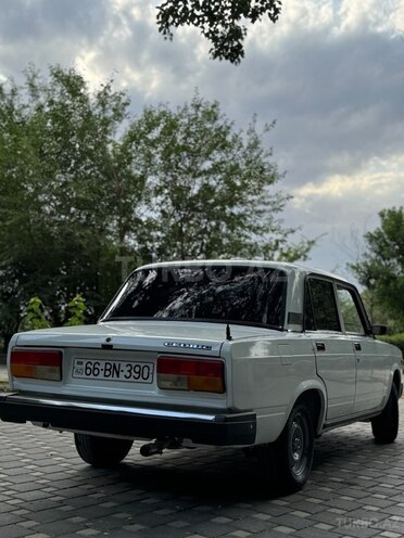 LADA (VAZ) 2107 2006, 44,000 km - 1.5 l - Yevlax